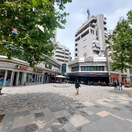 Redsun Center 公寓 Vlorë